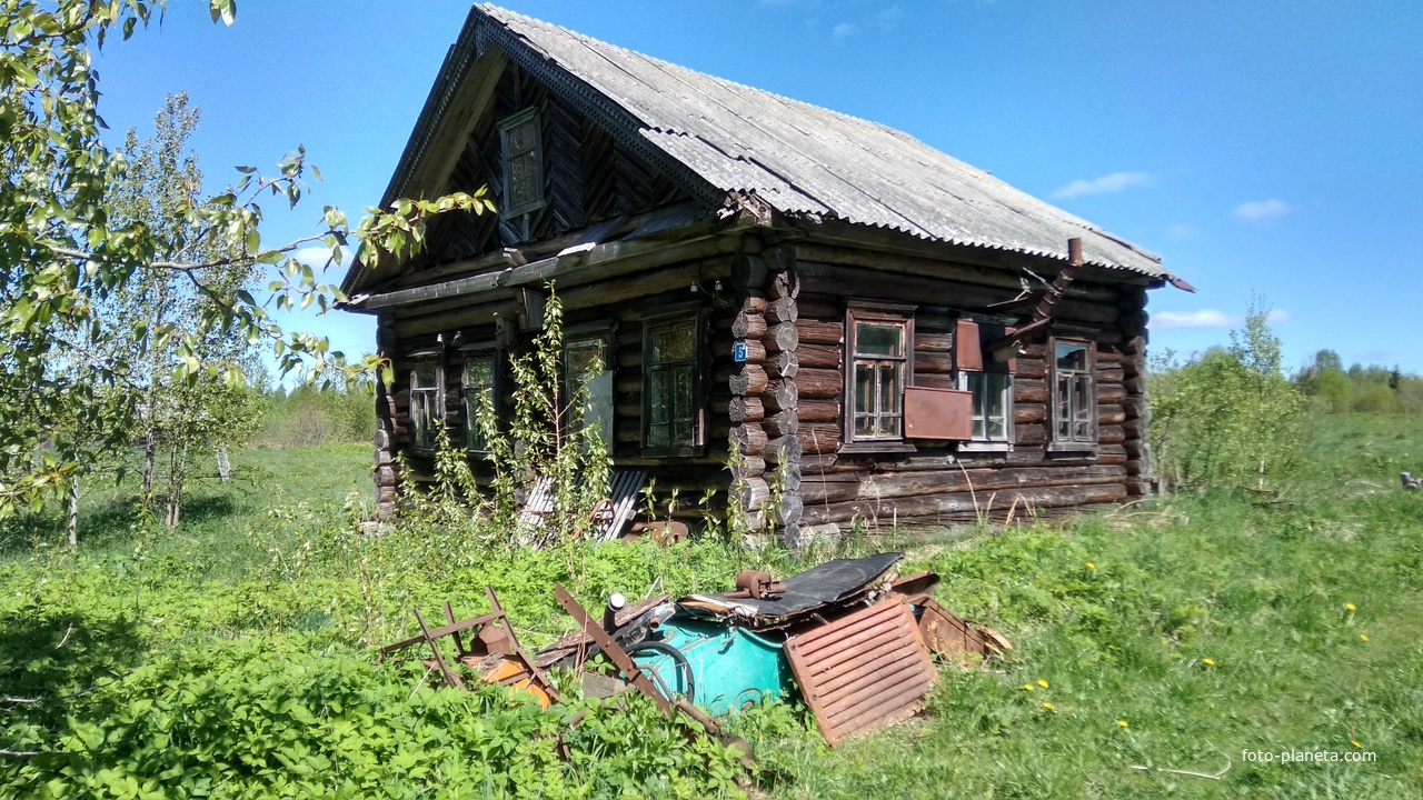 заброшенный дом в д. Кюрзино