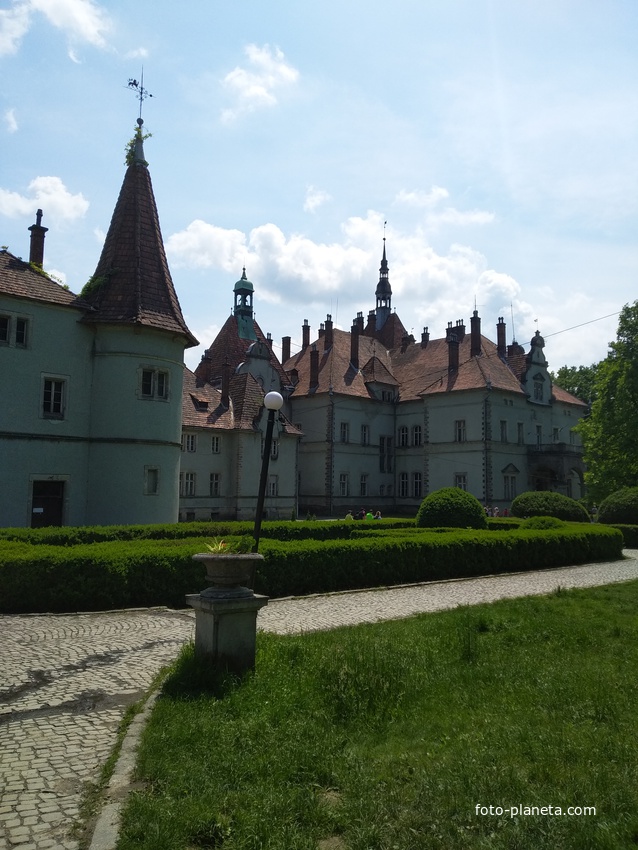 Замок Шенбарнов.