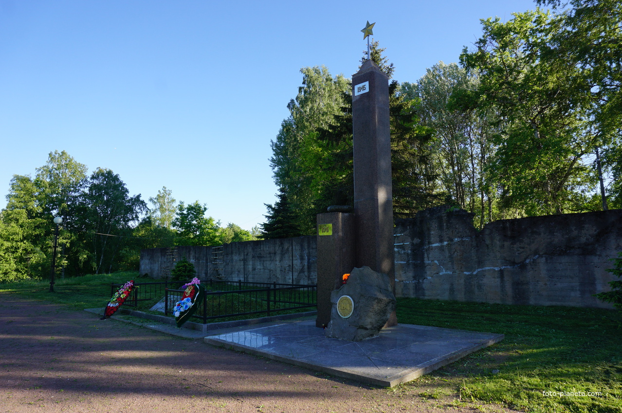 Памятник минёрам