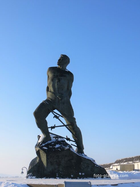 Памятник Мусе Джалилю