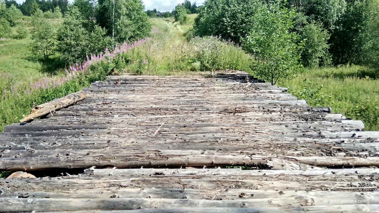 мост через реку Почка на подъезде к д. Слудки