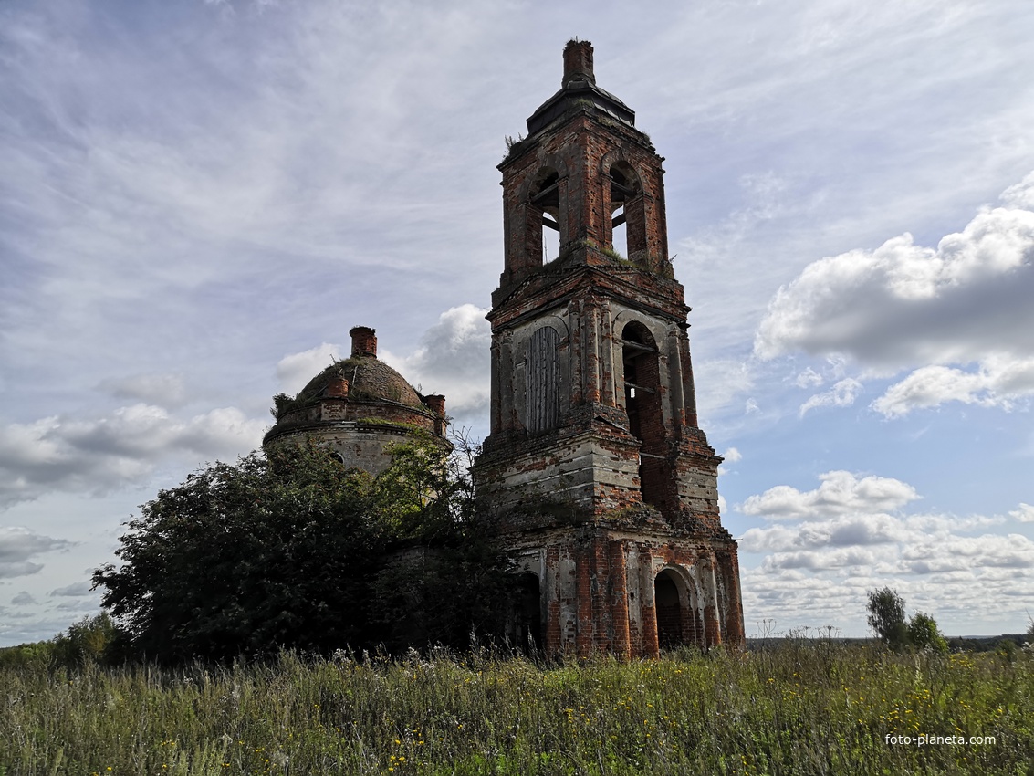 Церковь Сергия Радонежского в Поддубном