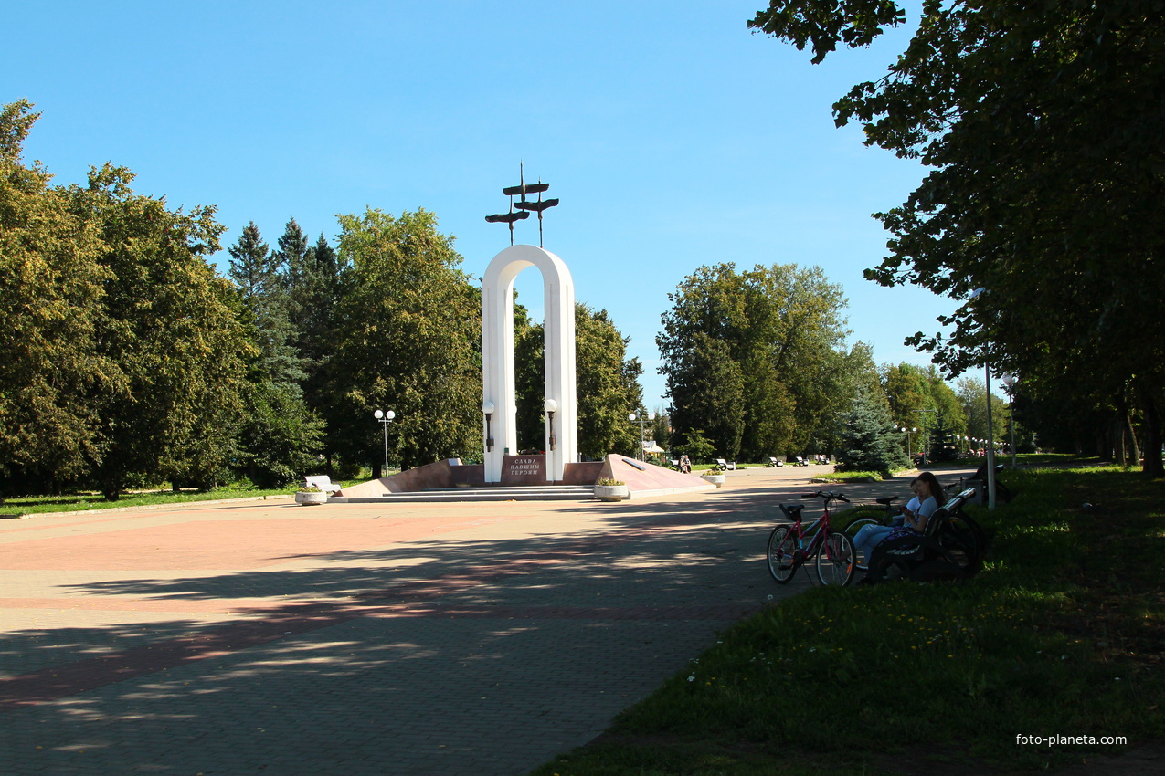 Октябрьский бульвар