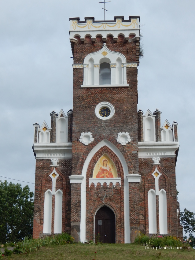 Храм Св.Варвары (вид со стороны фасада).