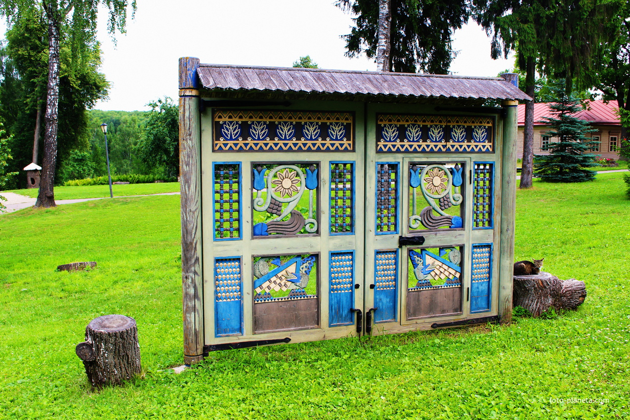 Теремок. Ворота.