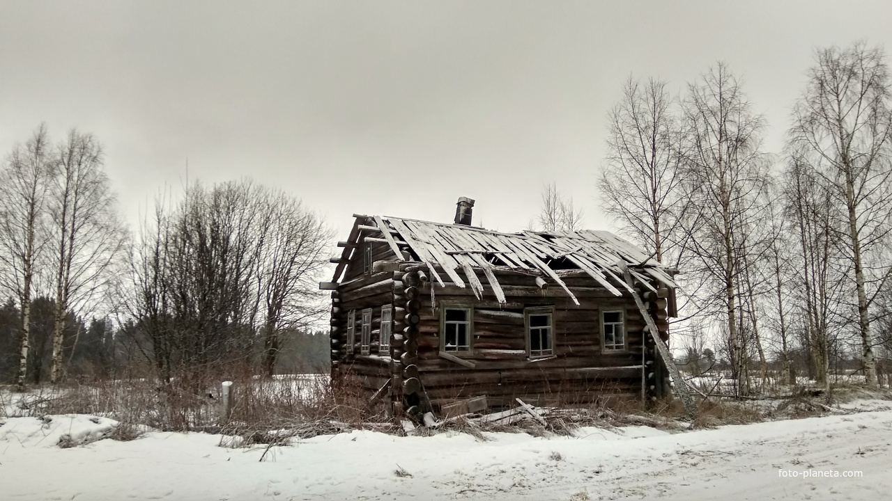 разрушенный дом в д. Снежурово | Тотемский район | Фотопланета