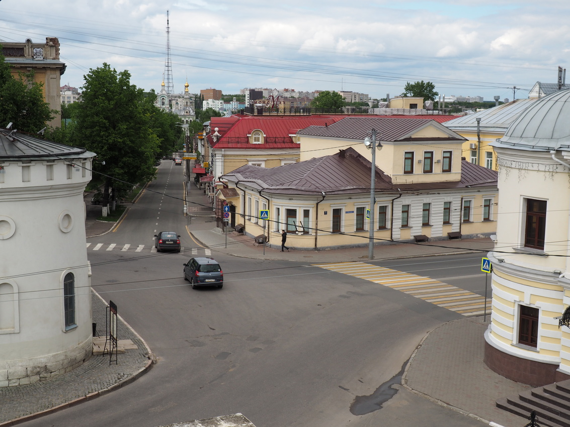 Перекресток Большой Московской и Никитинской улиц
