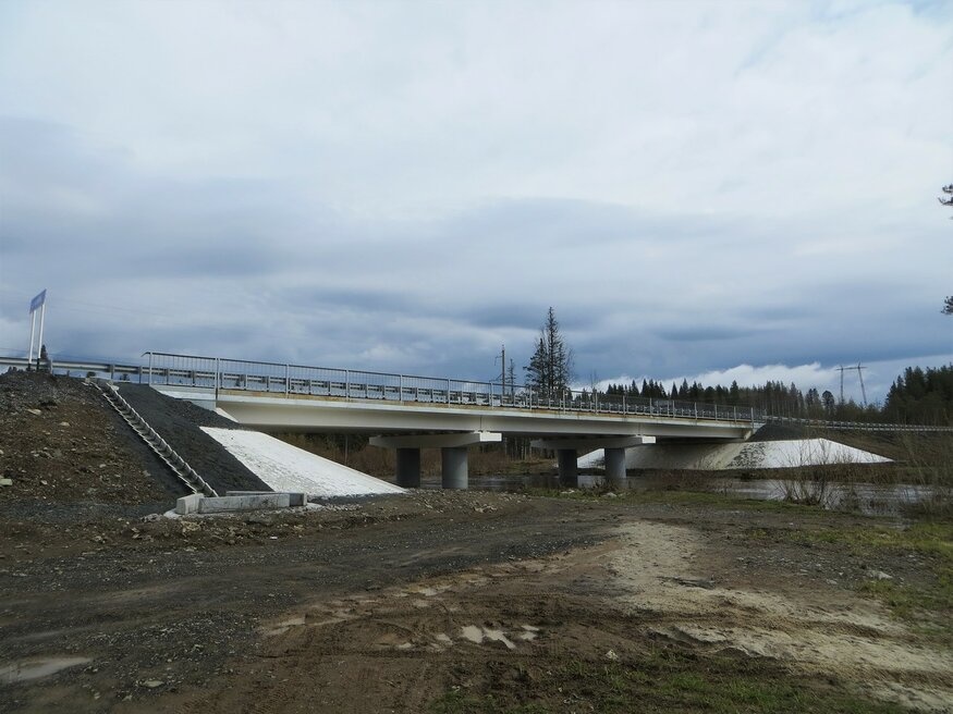 Автомобильный мост через реку Койва