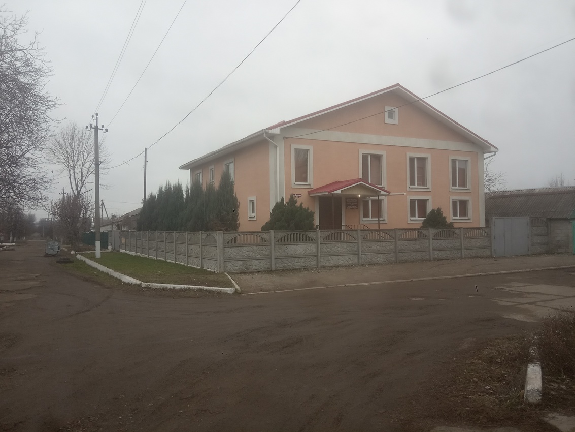 Церковь ЕХБ на углу улиц Шевченко и Довженко.