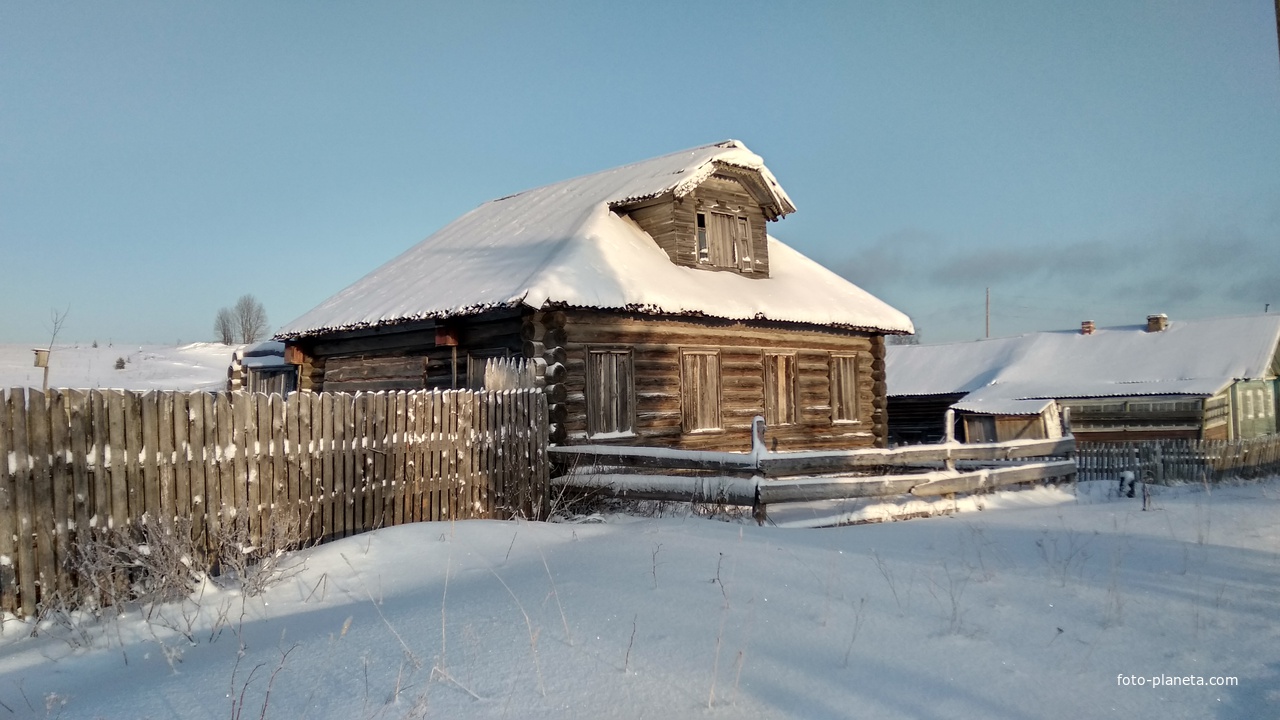 дом в д. Кондратовская