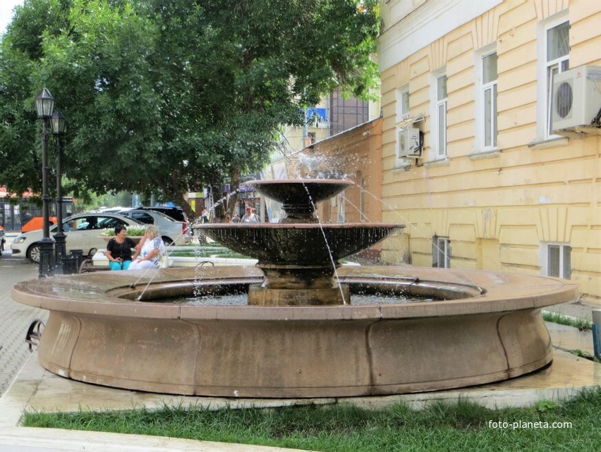 Фонтан на Советской улице