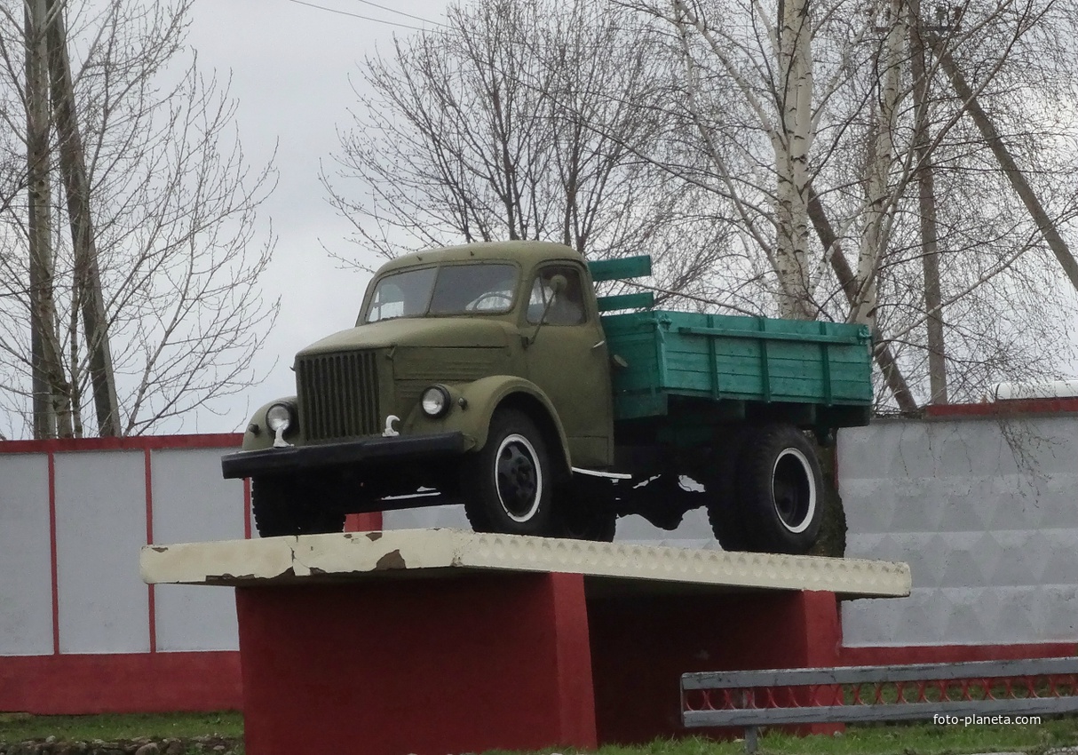 ГАЗ-51А  (автомобиль-памятник)