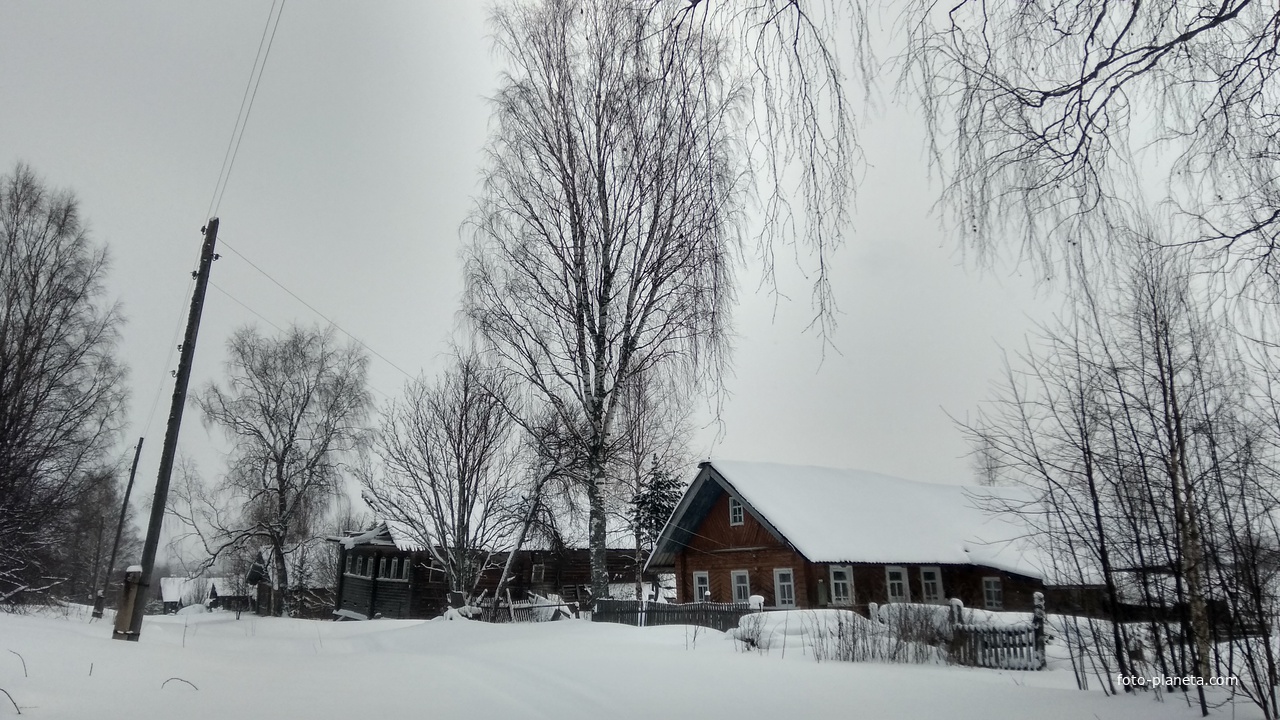 улица в д. Югра