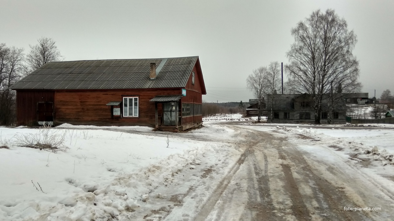 здание магазина в Новокемском