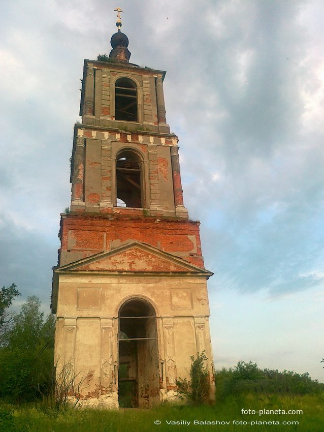 Колокольня Никольской церкви в урочище Аргуново близ д. Барсково