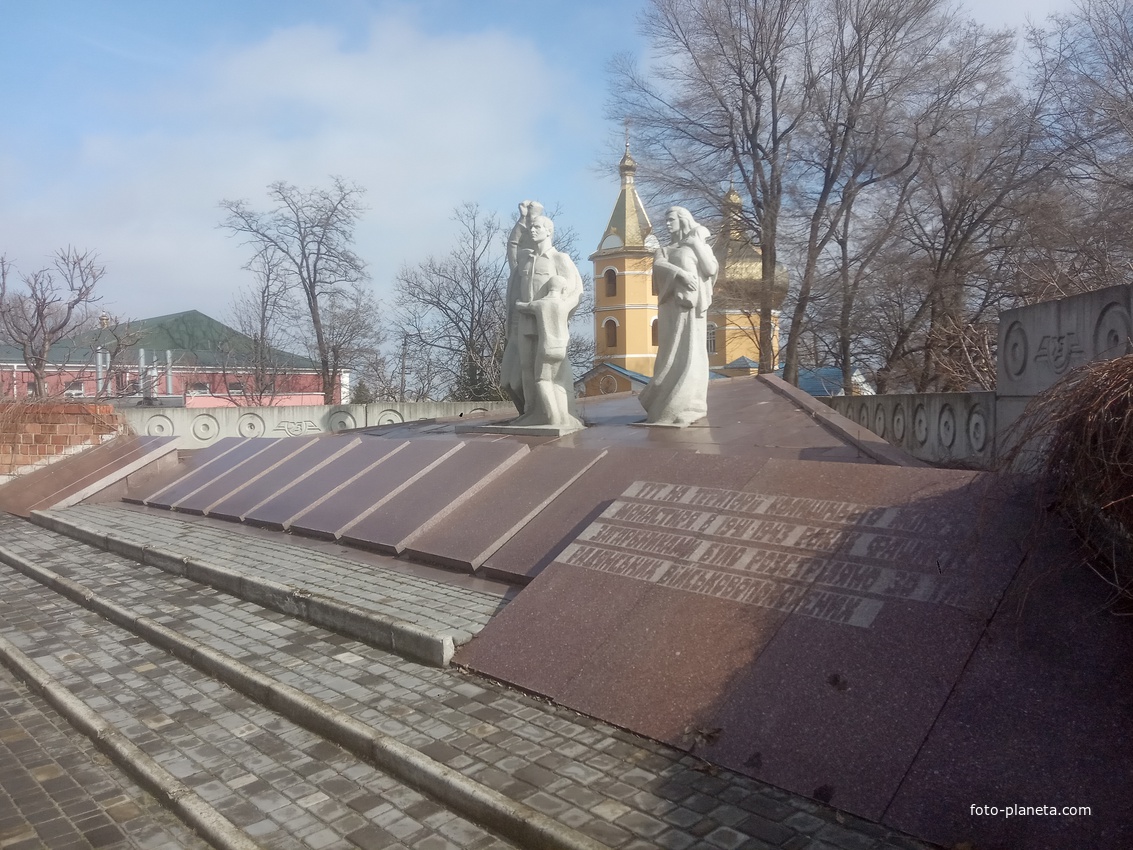 Памятник расстрелянным военнопленным.