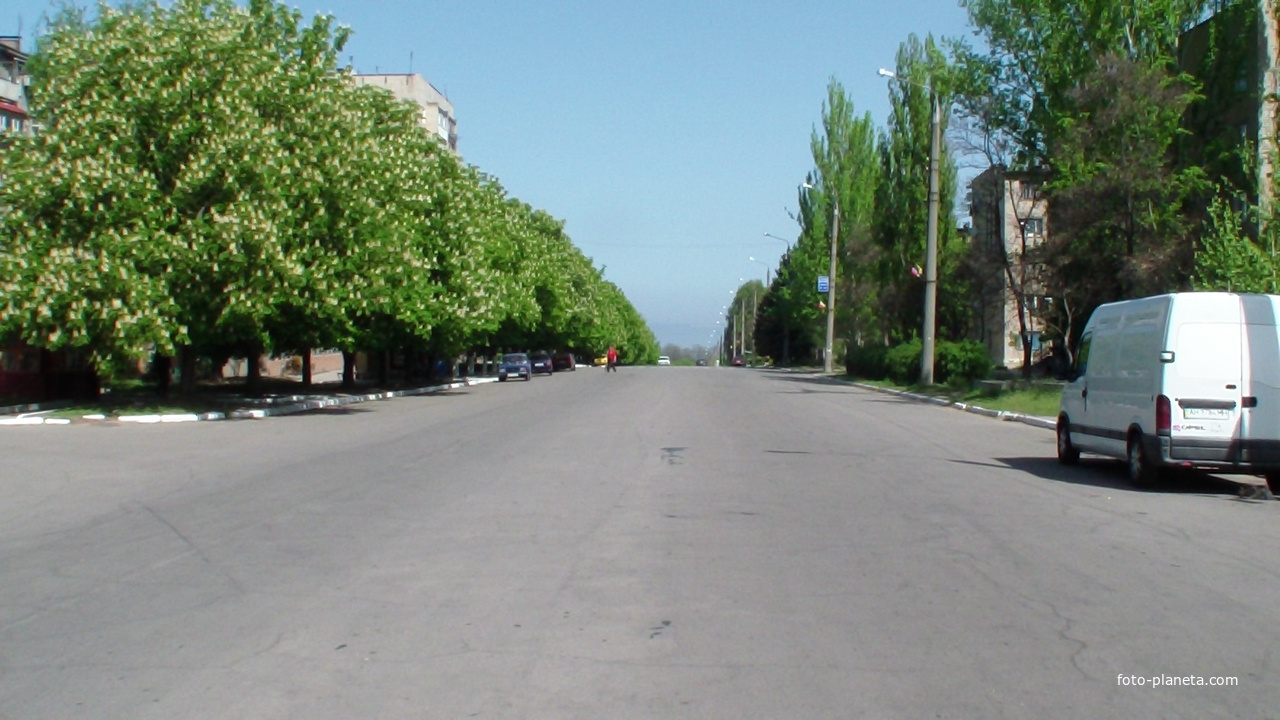 Улица Ленина. Вид на Каховское водохранилище.
