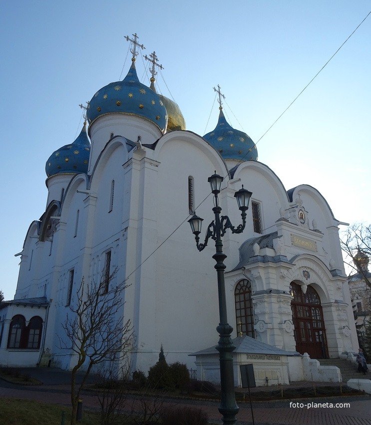 Свято-Троицкая Сергиева Лавра. Собор Успения Пресвятой Богородицы.