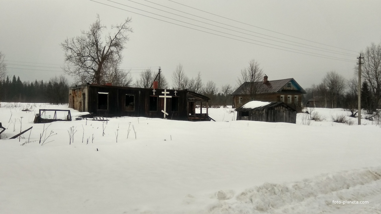 разрушенный дом в посёлке 6-й км
