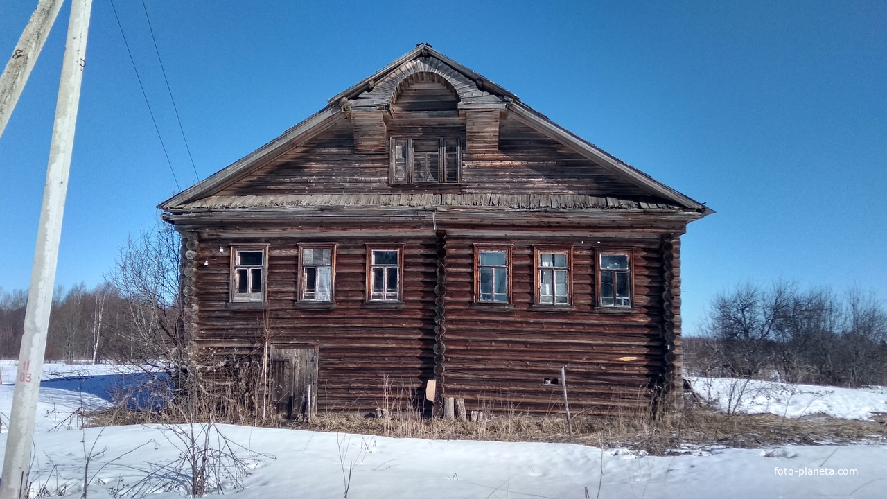 дом в д. Жуковская