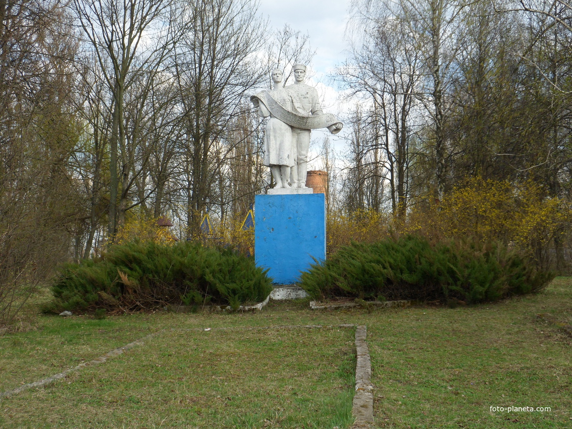 Пам&#039;ятник в парку Жмеринки