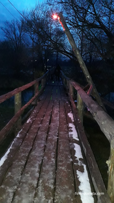 &quot;Типографский мост&quot;. г.Киржач Владимирская область.  Самый длинный пешеходный деревянный мост в России.