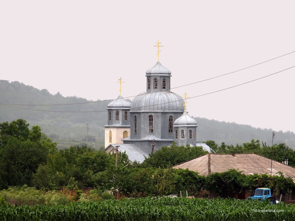 Знаменка. Церковь Рождества Христова.