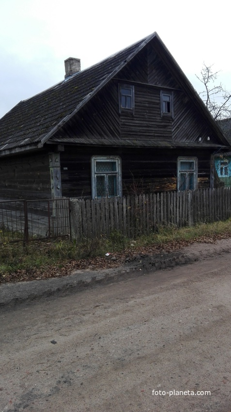 Дом бабули в деревне Полонск