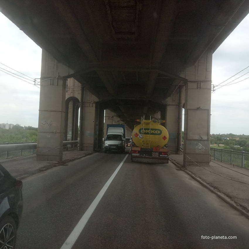 Мост Инженера Преображенского через реку Днепр. Сверху- железнодорожный ярус.