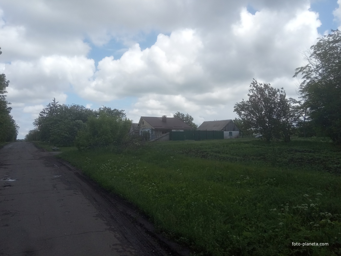 Въезд в село по трассе Т 0420.