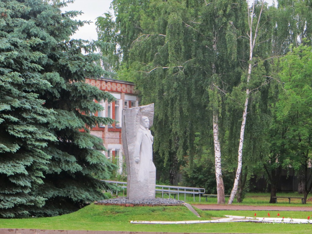 Памятник Трофиму Борисову