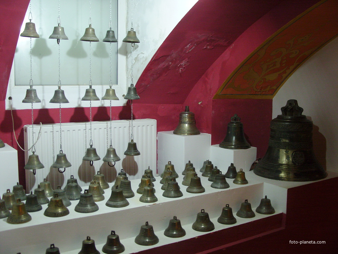 В музее колоколов
