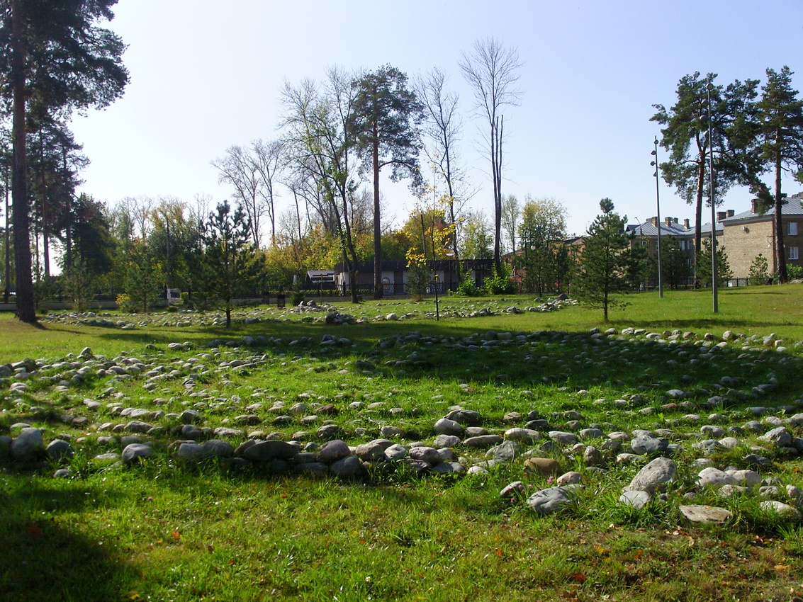 Панорама каменных лабиринтов культурно-рекреационного парка &quot;Крестов Брод&quot; (аналогичных лабиринтам острова Заяцкий Соловецкого архипелага)