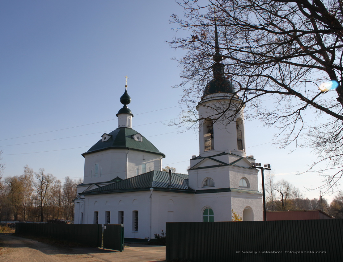 Церковь Николая Чудотворца в Лаптеве