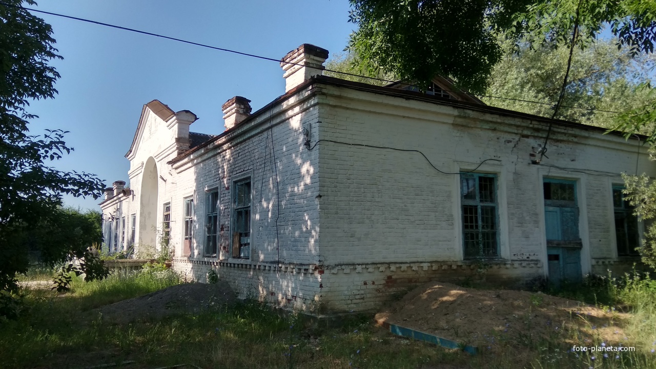 заброшенное здание в хуторе Табачный