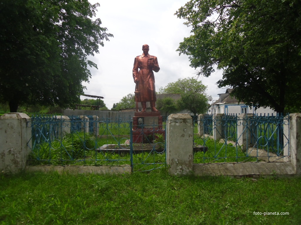 Памятник освободителям села Княжья.