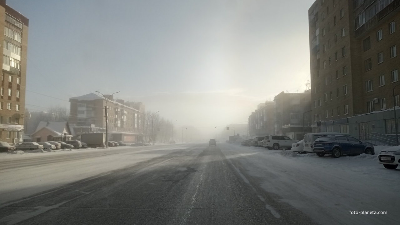 проспект Ленина утром на рассвете