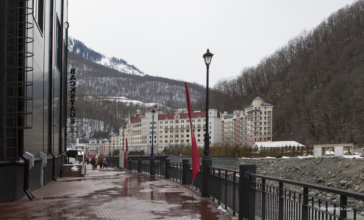 Роза Хутор, Набережная Лаванда