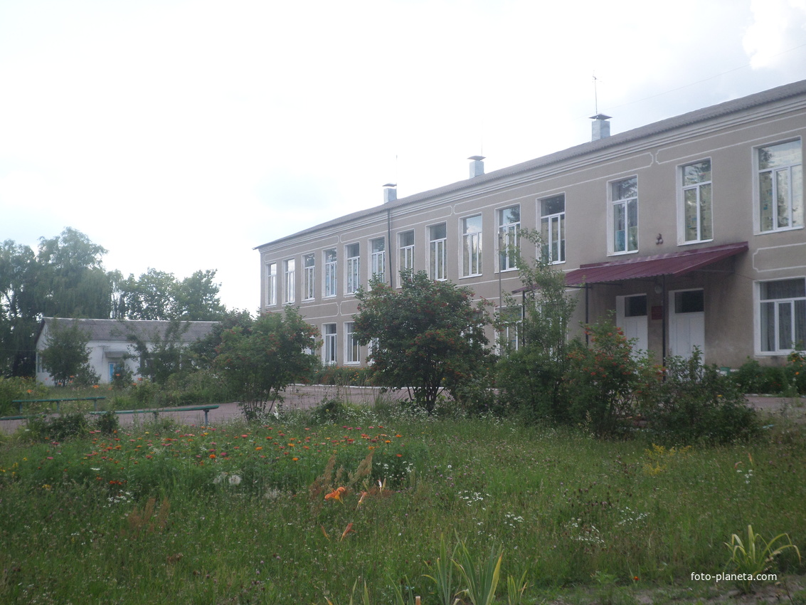 Закусилівська школа