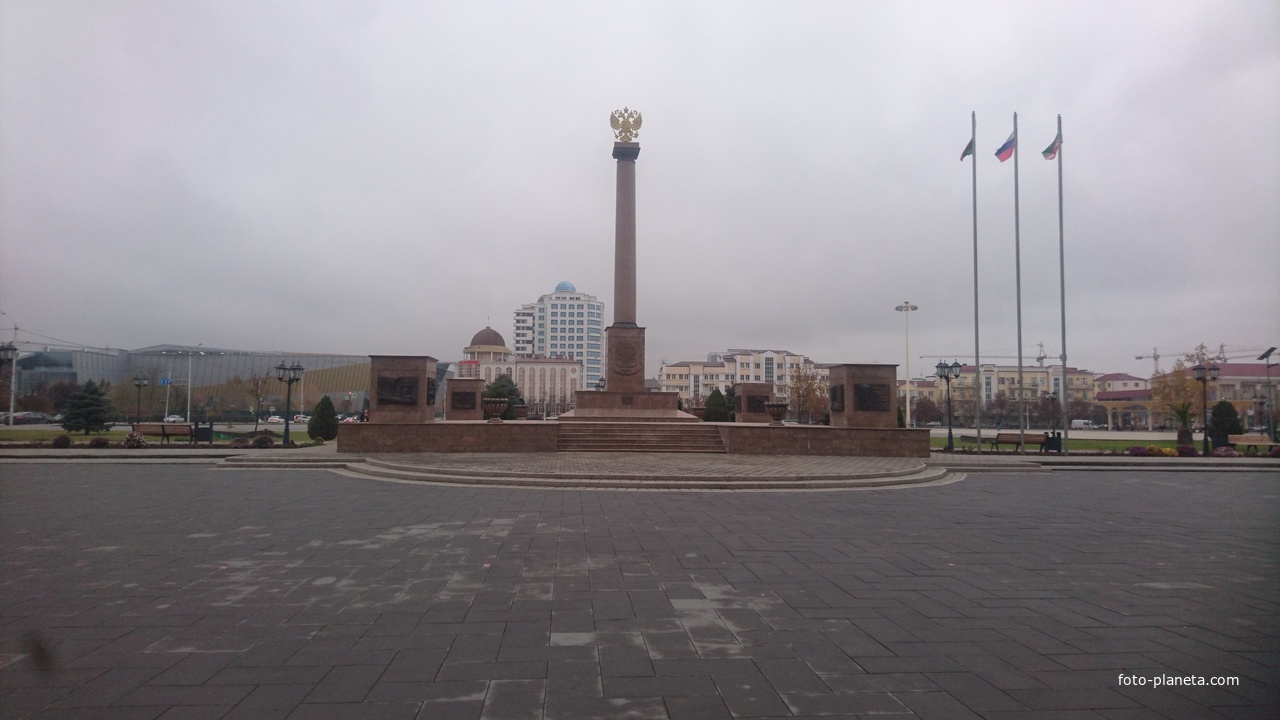 Стела Грозный - город Воинской Славы скульптора Салавата Щербакова