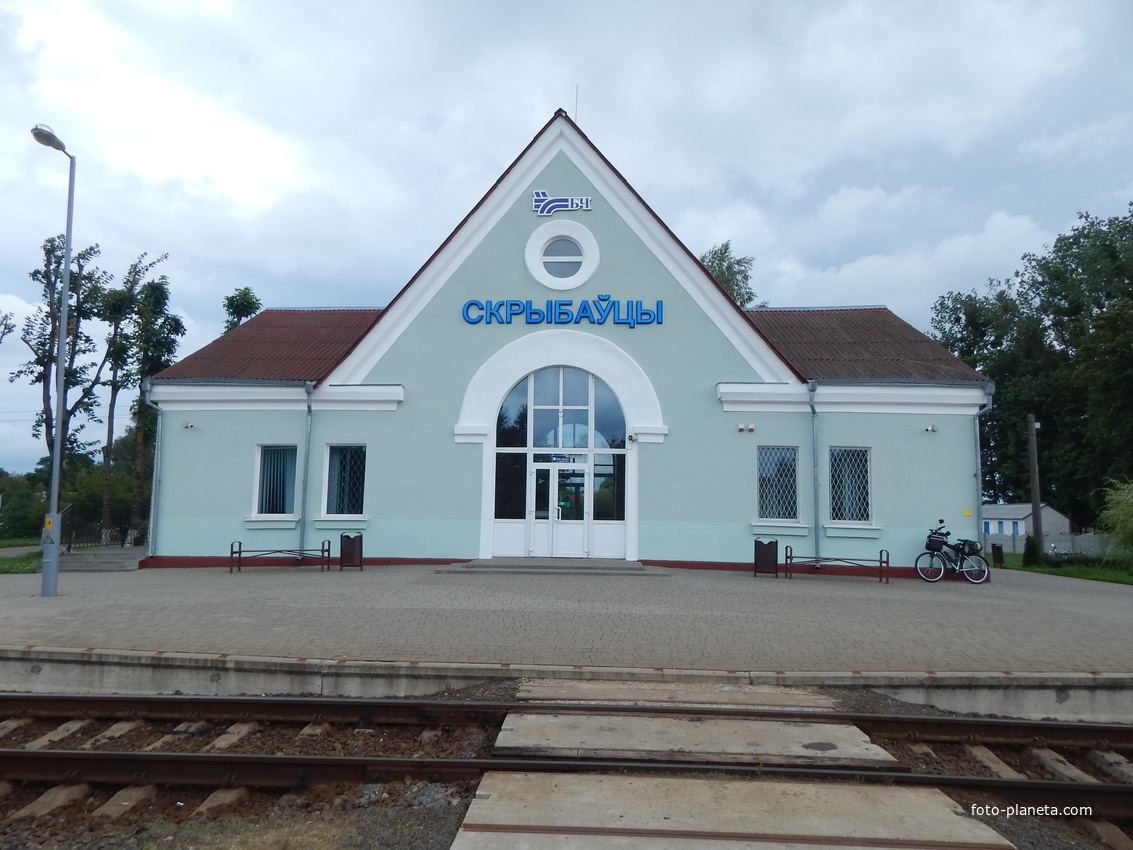 Ж.д.станция Скрибовцы (в 1 км. от Мурованки)