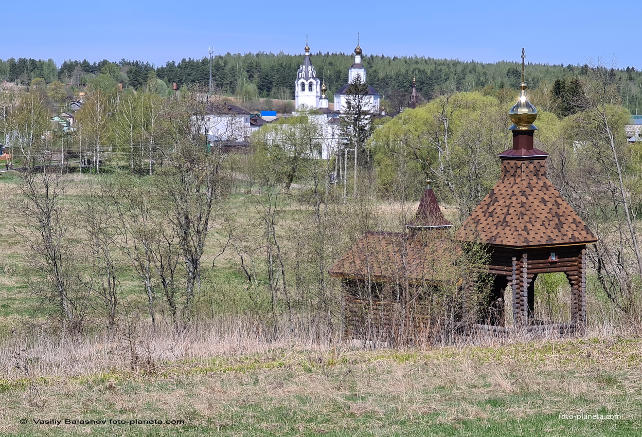 Никольский источник и Николо-Волосовский  монастырь в Волосове