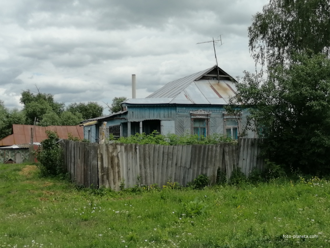 Дом в деревне Сухочево