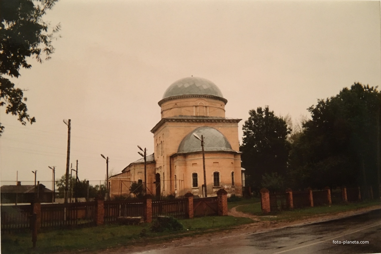 Храм Преображения Господня в стадии реконструкции. 1994г.
