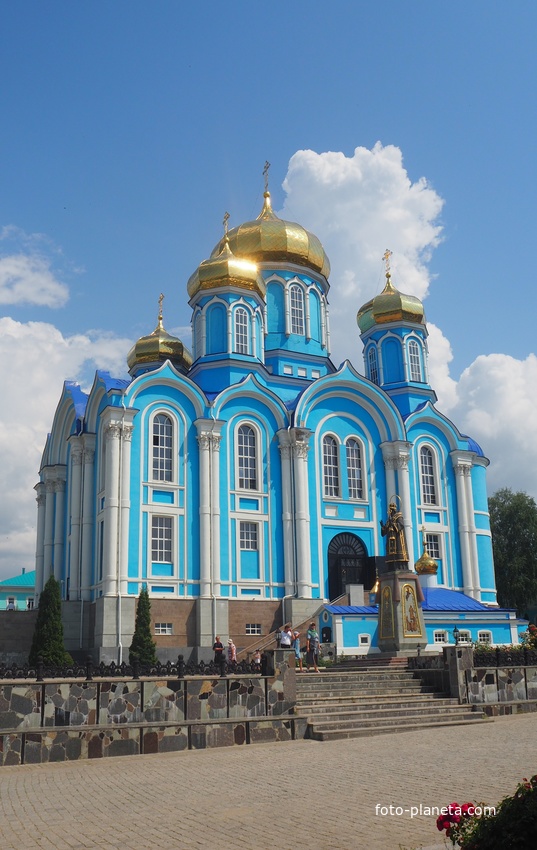 Собор Владимирской иконы Божией Матери  Рождество-Богородицкого  мужского монастыря