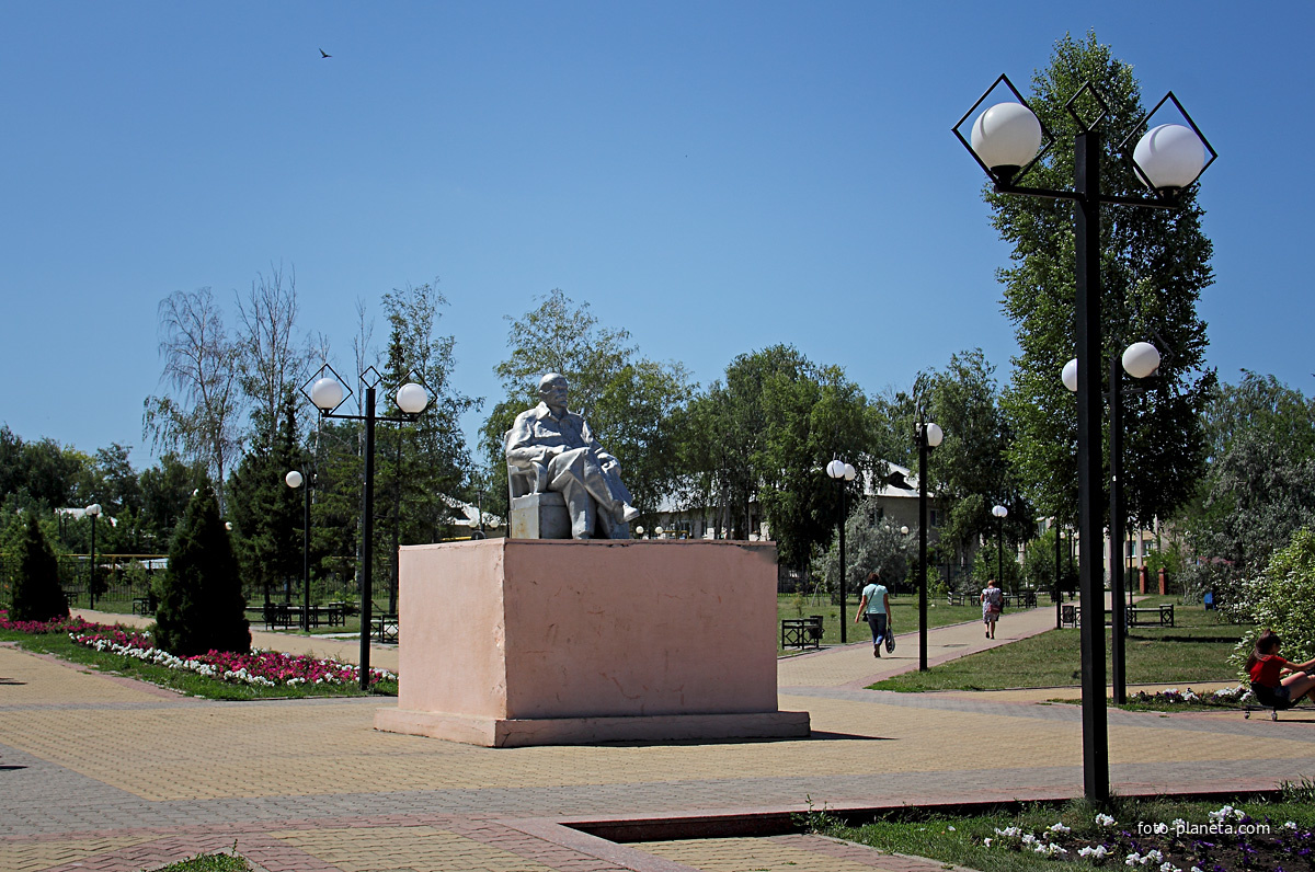 Памятник Ленину В.И.