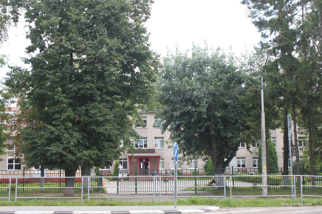 Ждановичская средняя школа