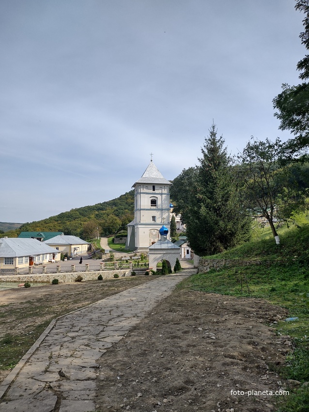 Свято-Успенский монастырь.Каларашовка.
