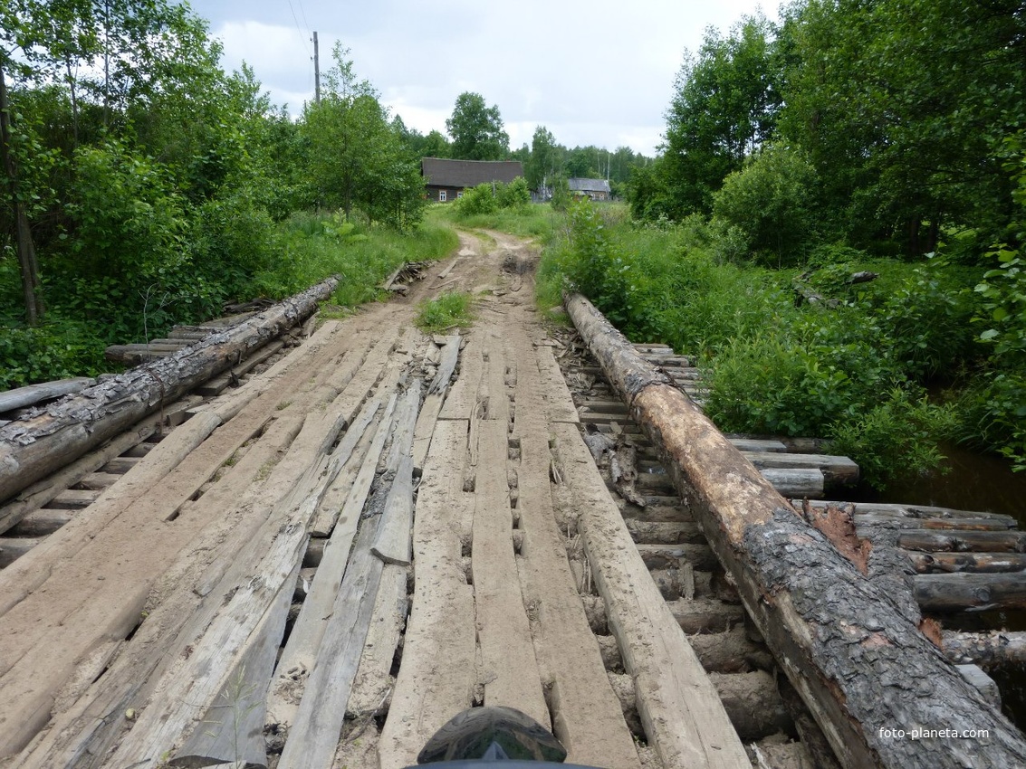 Мост через речку Пурлю