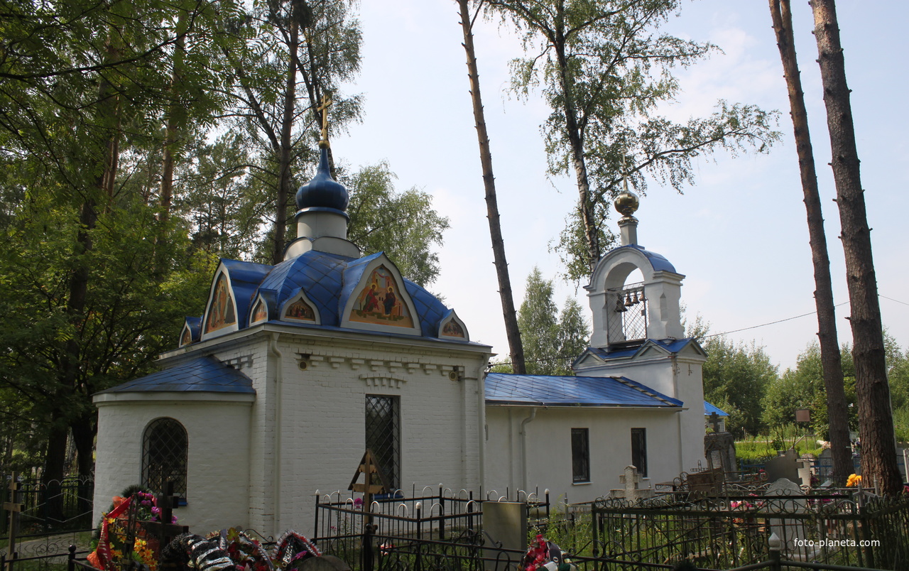 Церковь Покрова Пресвятой Богородицы на погосте около д. Новая Быковка.